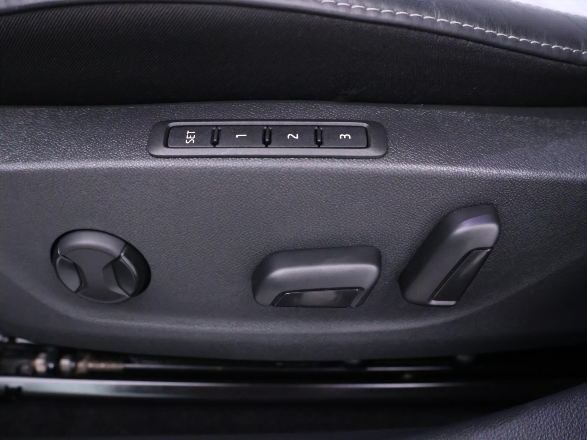 Škoda Octavia Kombi 999,0 81 kw