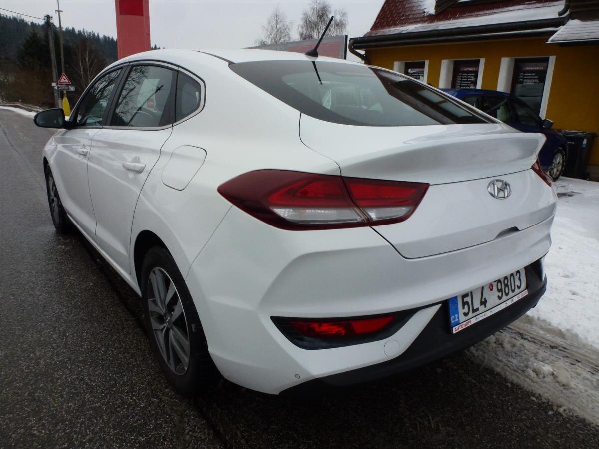 Hyundai i30 Hatchback 998,0 88 kw