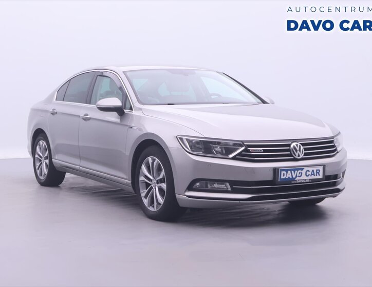 Volkswagen Passat 1
