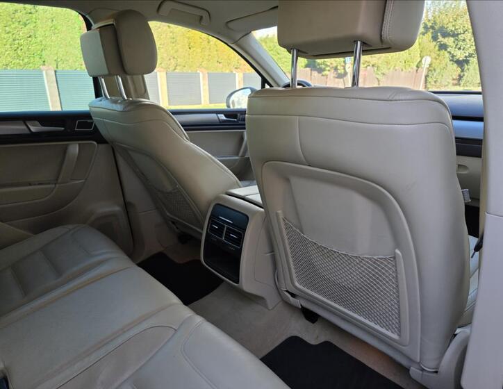 Volkswagen Touareg 27