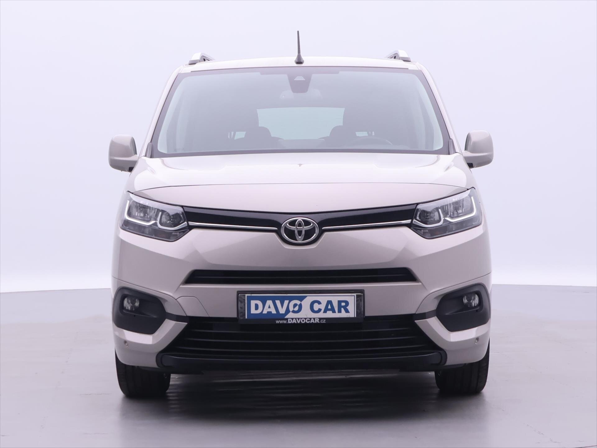 Toyota ProAce City Verso MPV 1,2 l 81 kw