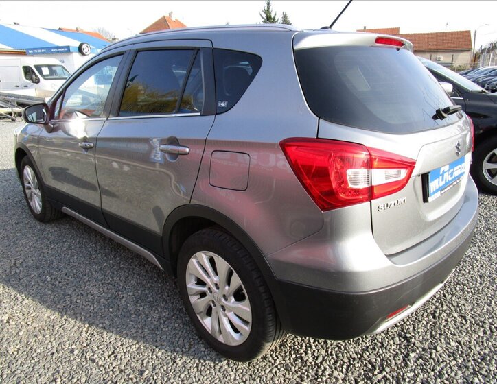 Suzuki SX4 Hatchback 998,0 82 kw