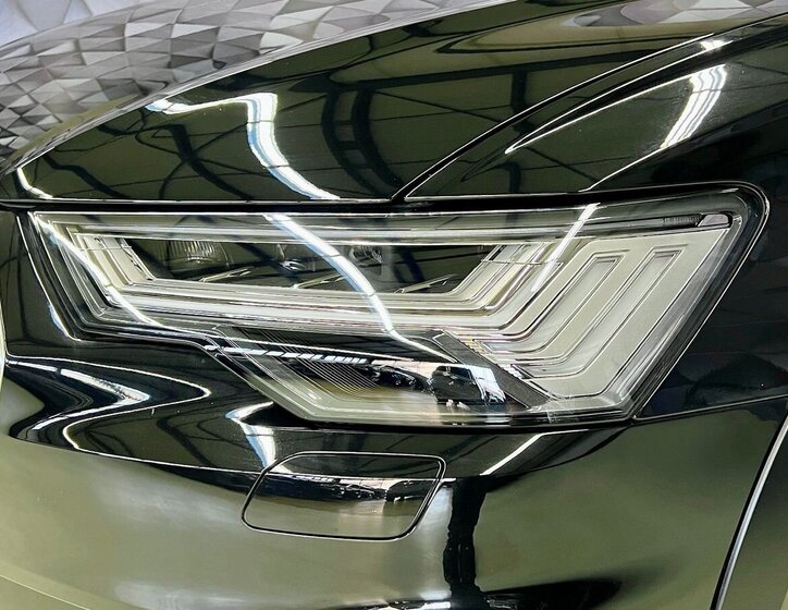 Audi A6 Allroad Kombi 3,0 l 253 kw