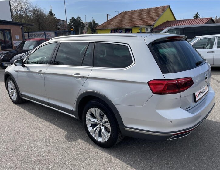 Volkswagen Passat Kombi 2,0 l 140 kw