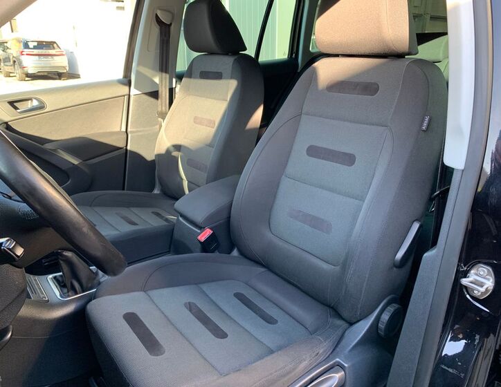 Volkswagen Tiguan 16