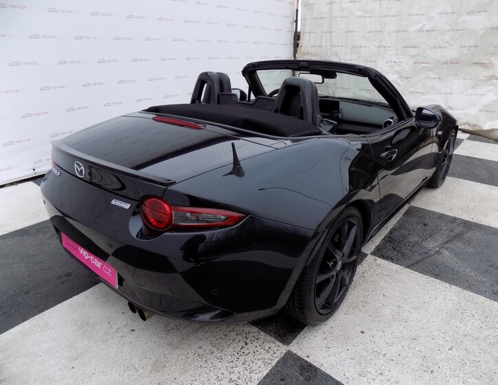 Mazda MX-5 14