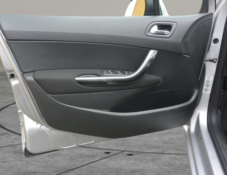 Peugeot 308 Kombi 2,0 l 110 kw