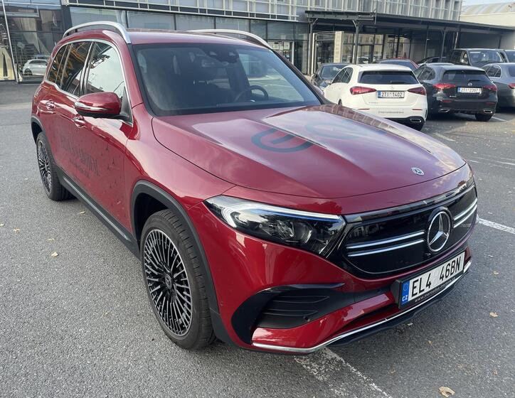 Mercedes-Benz EQB 6