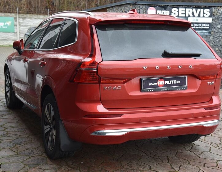Volvo XC60 SUV / Terénní 2,0 l 186 kw