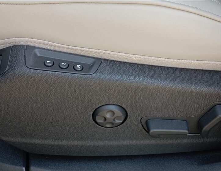 DS Automobiles DS7 SUV 1,6 l 147 kw