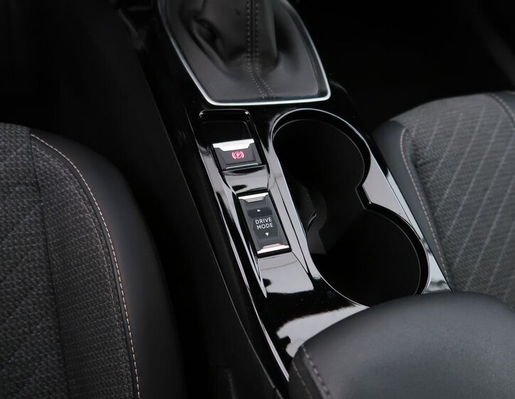 Peugeot 2008 SUV / Terénní 1,2 l 74 kw