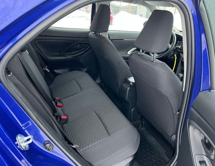 Toyota Yaris Cross 15