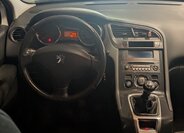 Peugeot 5008 MPV 0,0 0