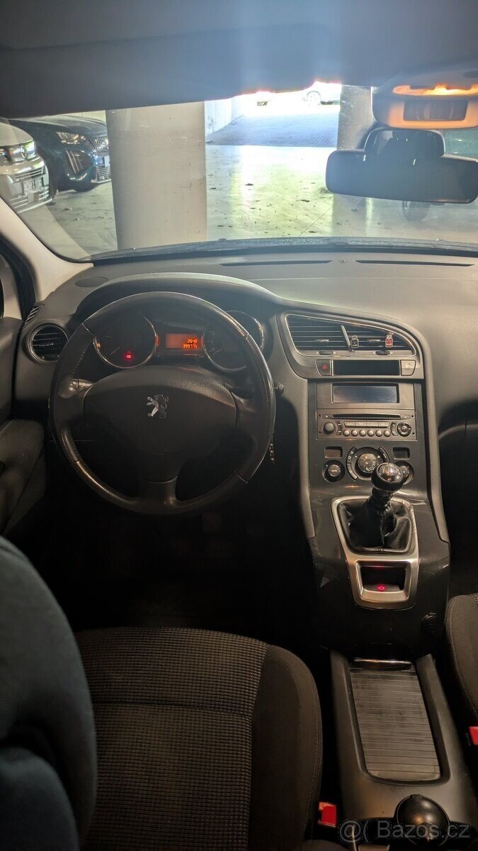 Peugeot 5008 MPV 0,0 0