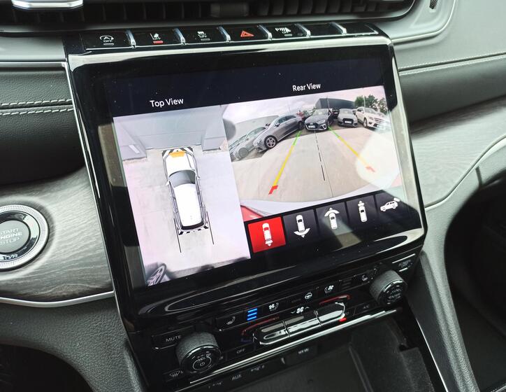 Jeep Grand Cherokee 24