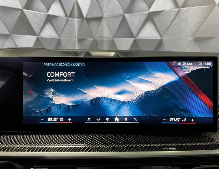 BMW X7 SUV / Terénní 4,4 l 390 kw