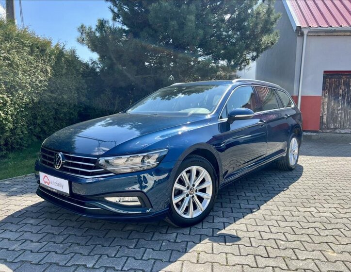 Volkswagen Passat Kombi 2,0 l 110 kw