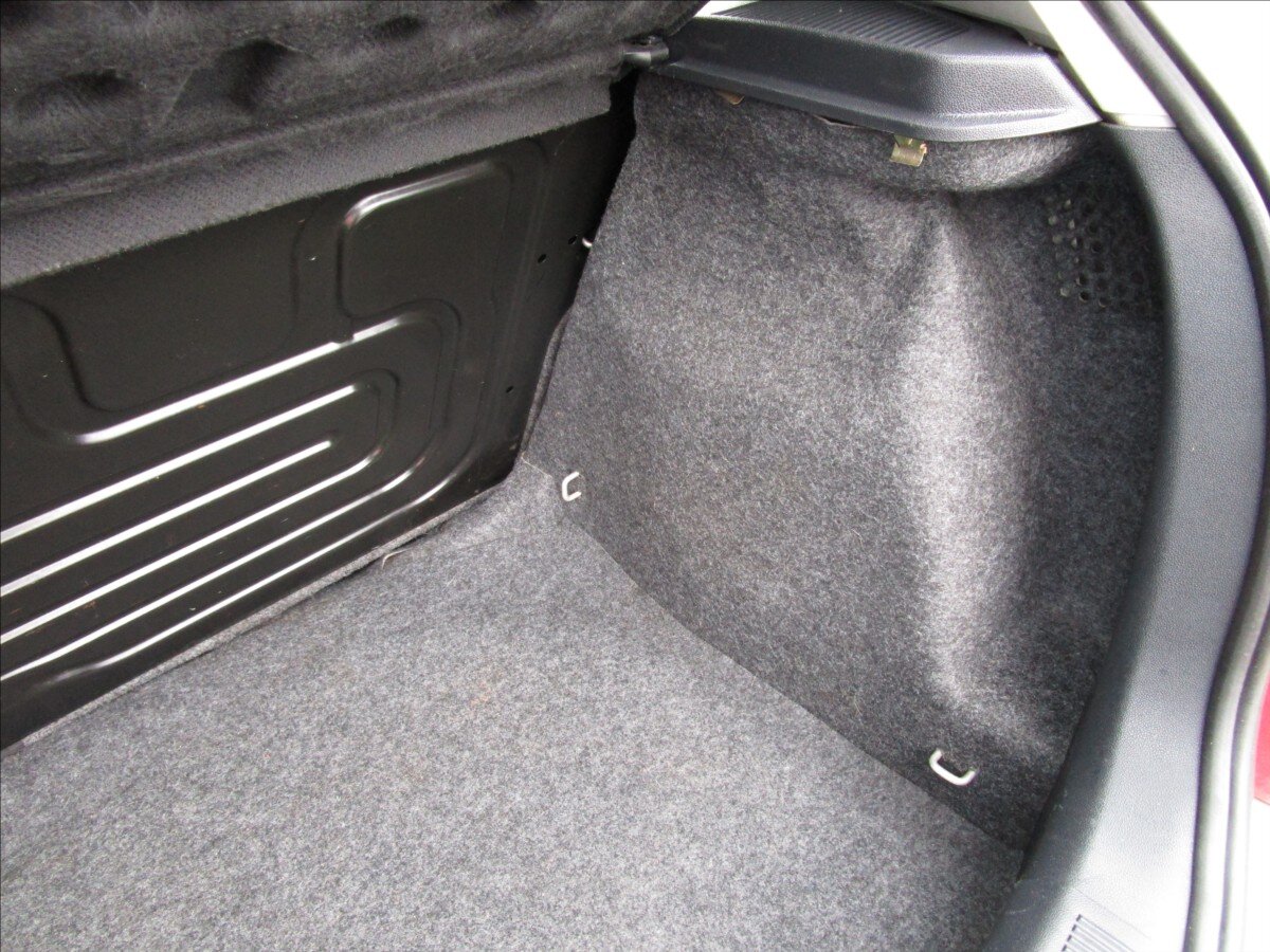 Škoda Fabia Hatchback 1,4 l 50 kw