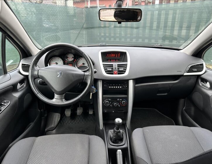 Peugeot 207 Hatchback 1,4 l 54 kw