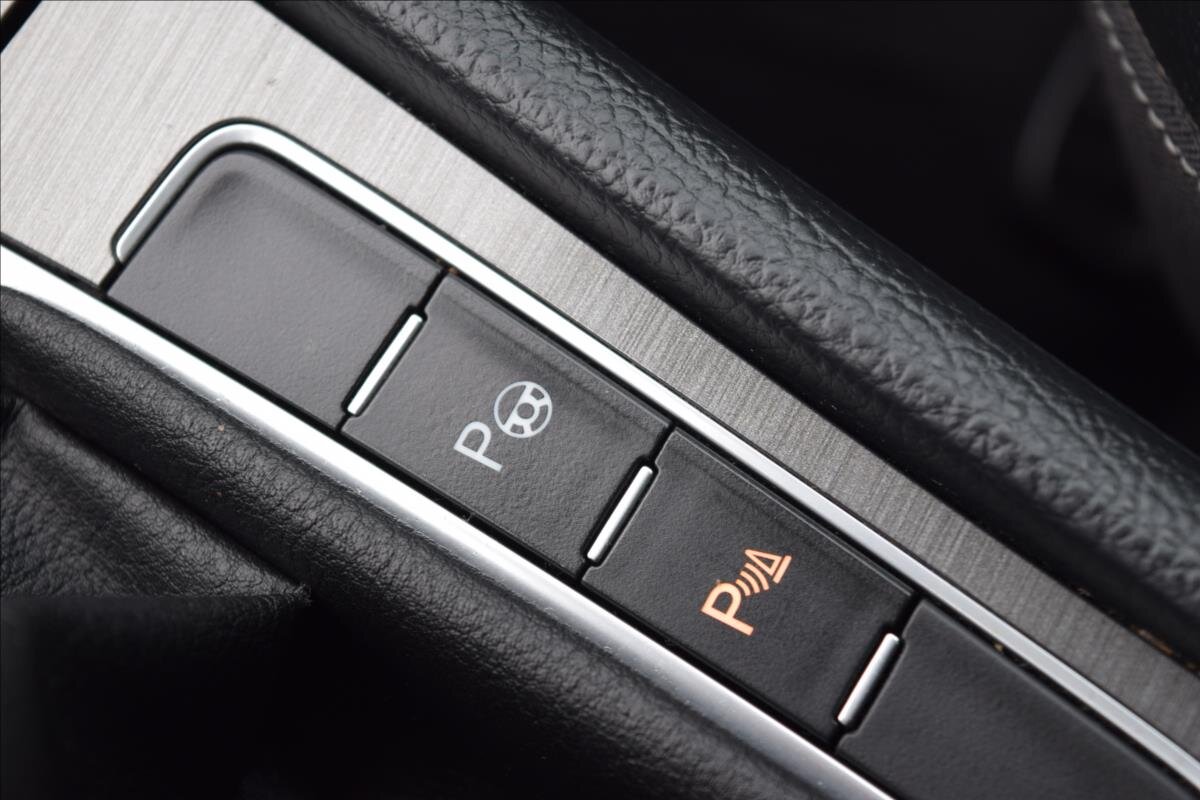 Volkswagen Golf Kombi 1,4 l 90 kw