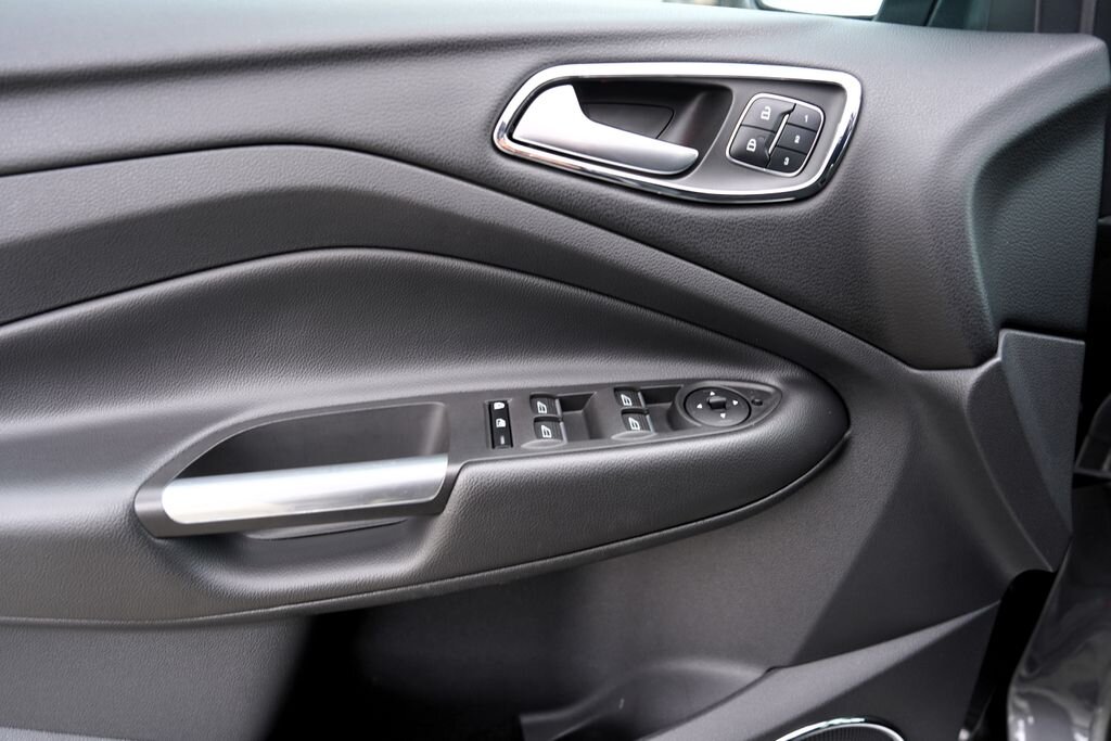 Ford Kuga SUV / Terénní 2,0 l 132 kw