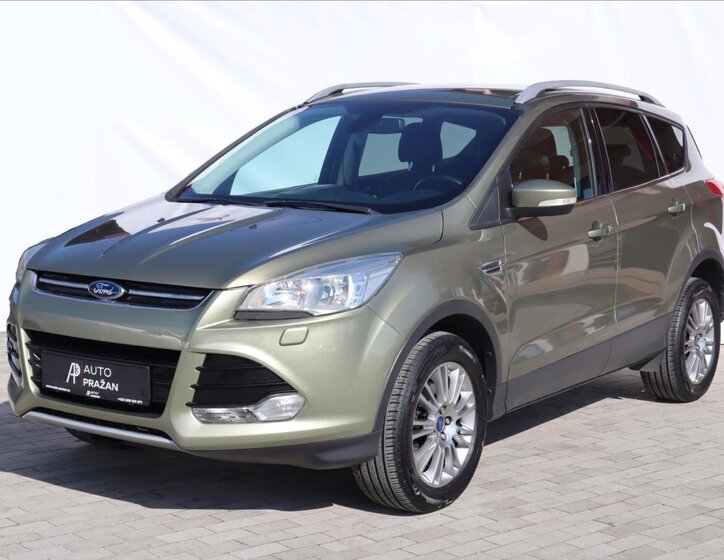 Ford Kuga SUV / Terénní 1,6 l 110 kw
