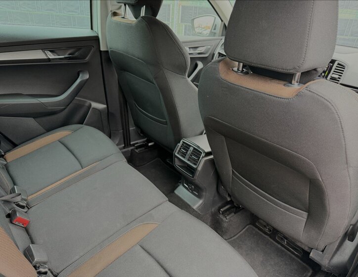 Škoda Karoq SUV / Terénní 2,0 l 140 kw