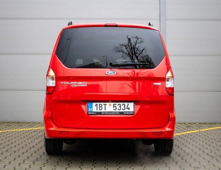 Ford Tourneo Courier MPV 998,0 74 kw