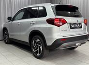 Suzuki Vitara 6