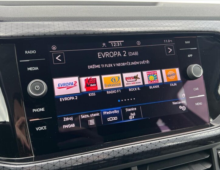 Volkswagen T-Cross Kombi 1,5 l 110 kw