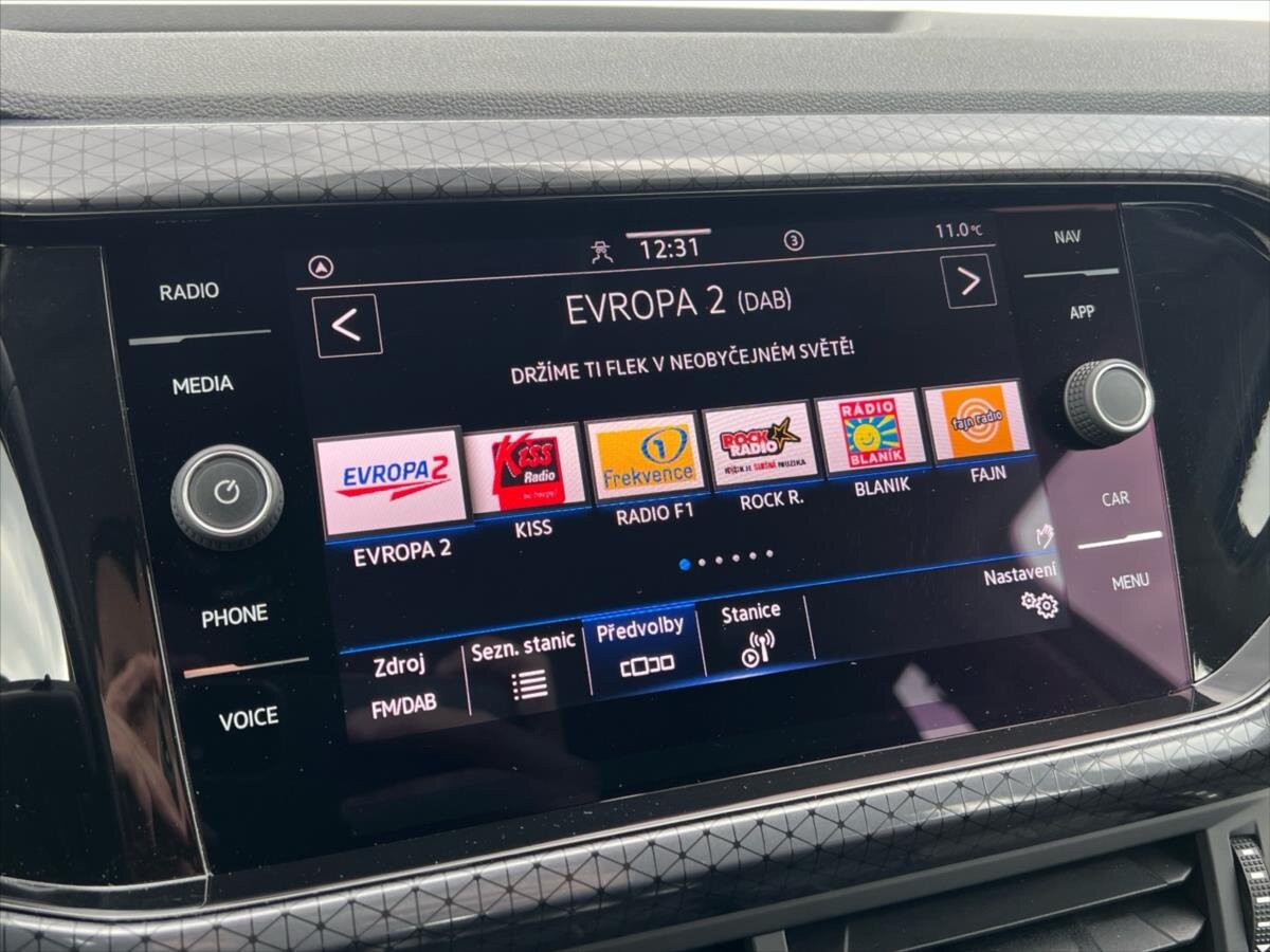 Volkswagen T-Cross Kombi 1,5 l 110 kw