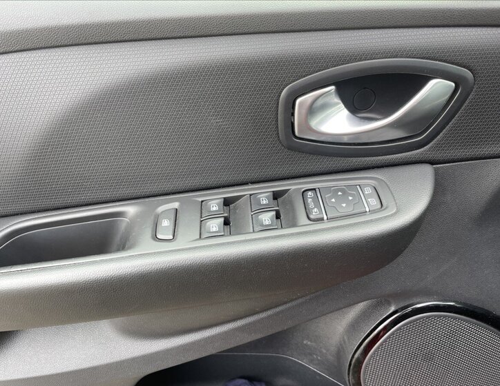 Renault Clio Kombi 1,5 l 66 kw