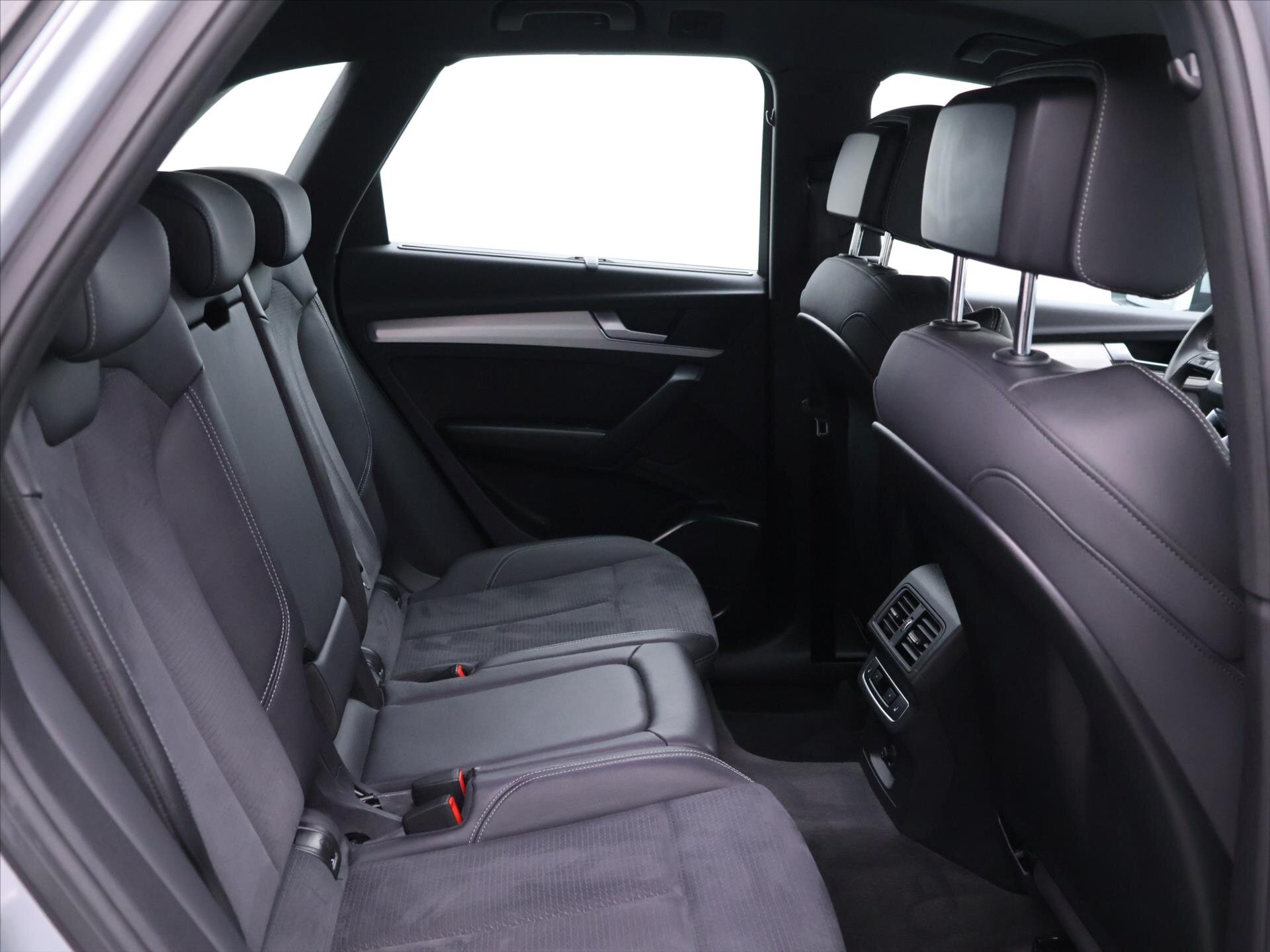 Audi Q5 SUV / Terénní 3,0 l 210 kw