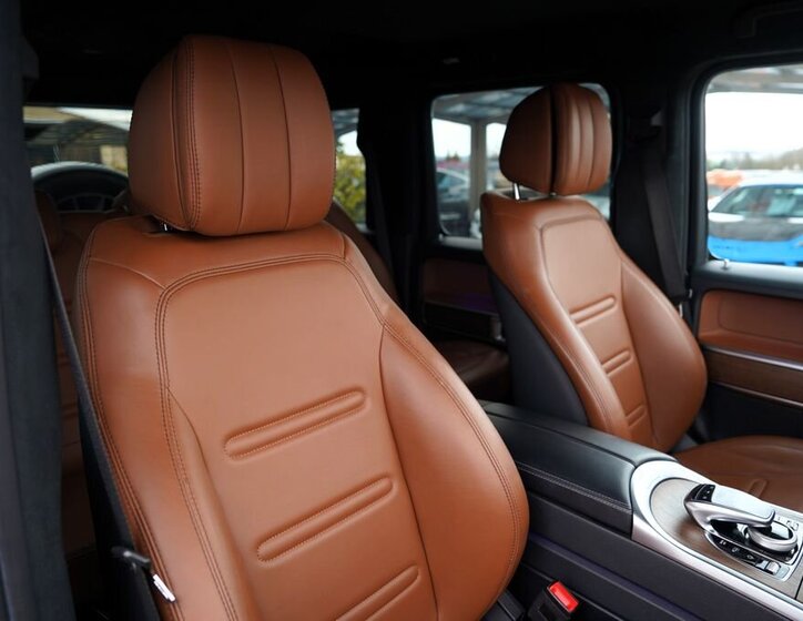 Mercedes-Benz Třídy G SUV / Terénní 4,0 l 368 kw