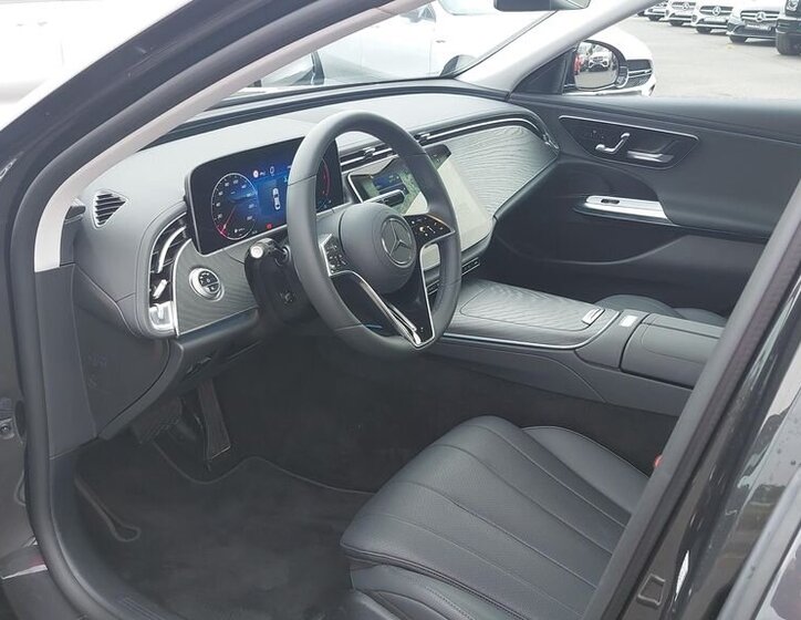 Mercedes-Benz Třídy E Sedan / Limuzína 2,0 l 145 kw