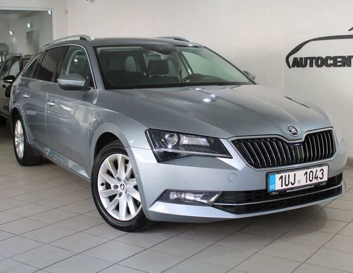 Škoda Superb 1