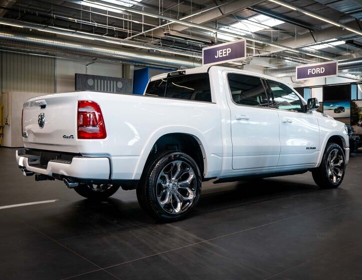 Dodge RAM Pick-up 5,7 l 291 kw