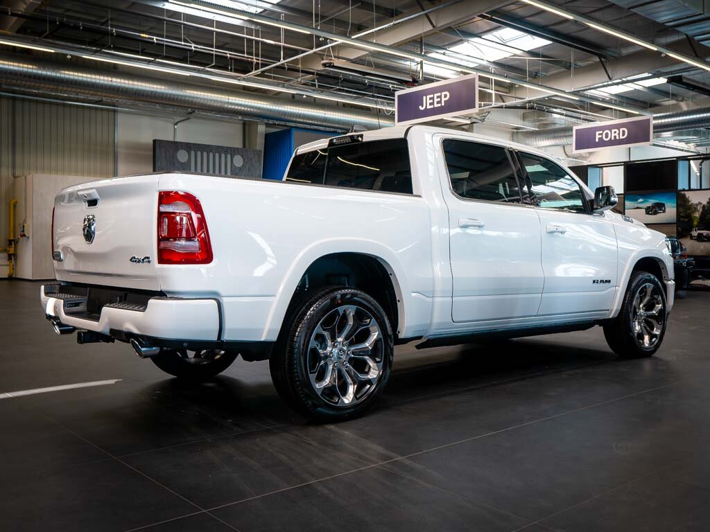 Dodge RAM Pick-up 5,7 l 291 kw