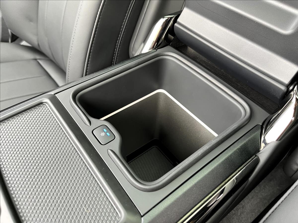 Land Rover Range Rover Sport SUV 4,4 l 390 kw