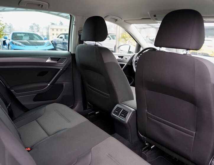 Volkswagen Golf Kombi 1,6 l 85 kw