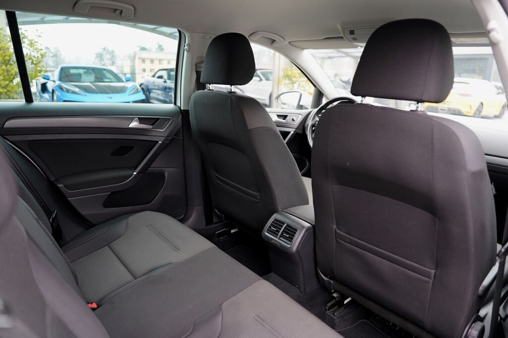 Volkswagen Golf Kombi 1,6 l 85 kw