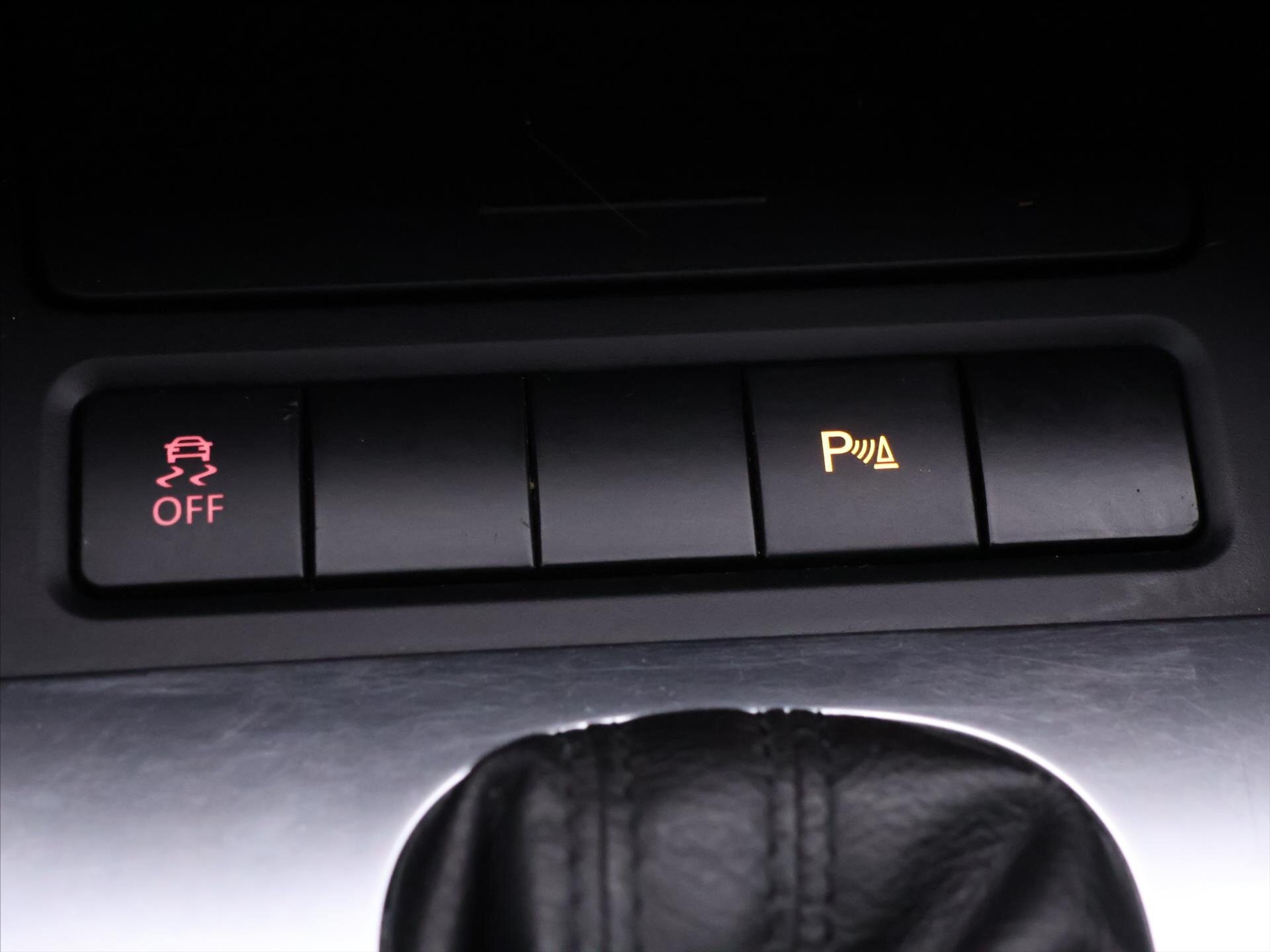 Volkswagen Golf Kombi 1,6 l 77 kw