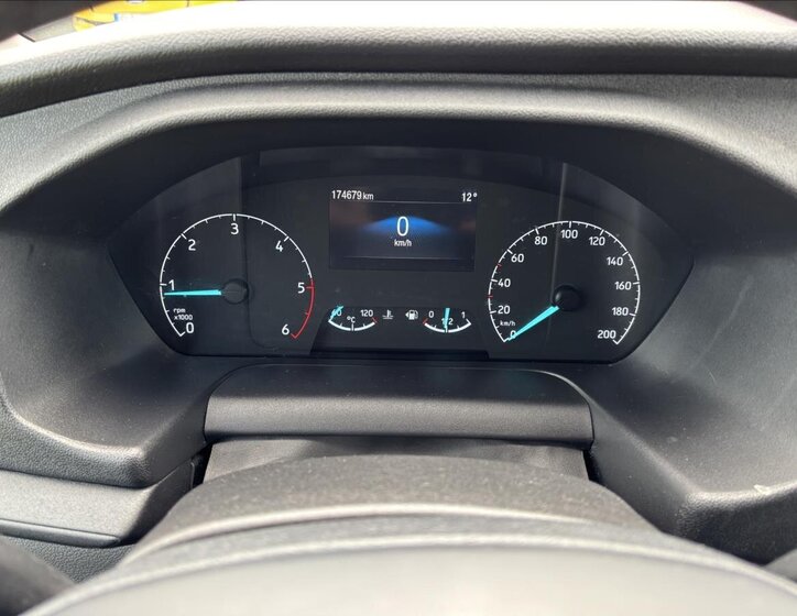 Ford Transit Skříň 2,0 l 77 kw