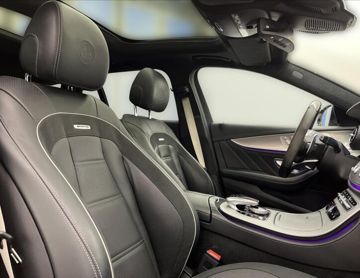 Mercedes-Benz Třídy E Kombi 4,0 l 450 kw