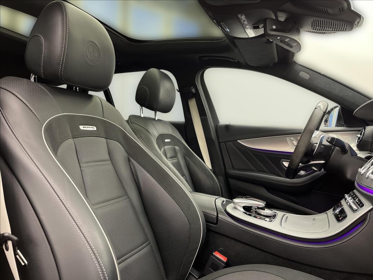 Mercedes-Benz Třídy E Kombi 4,0 l 450 kw