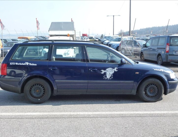 Volkswagen Passat Kombi 1,6 l 74 kw