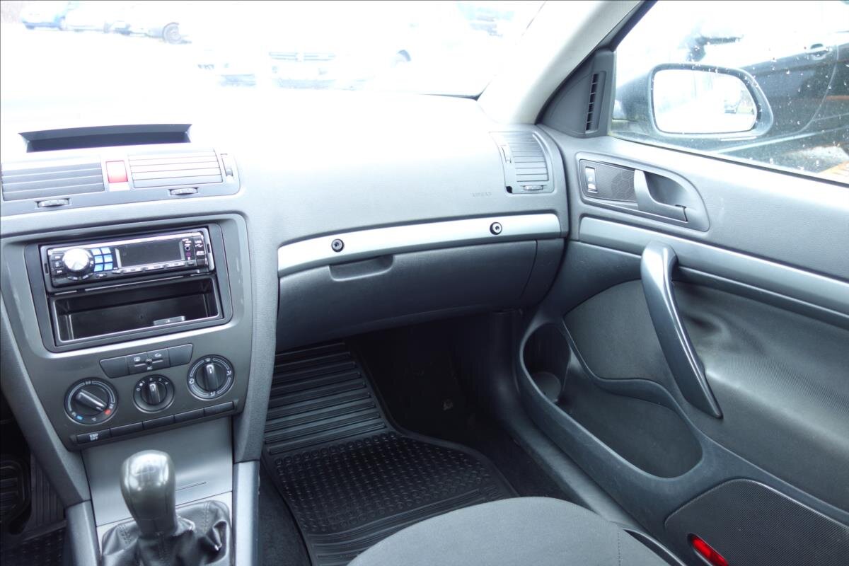 Škoda Octavia Liftback 1,6 l 75 kw