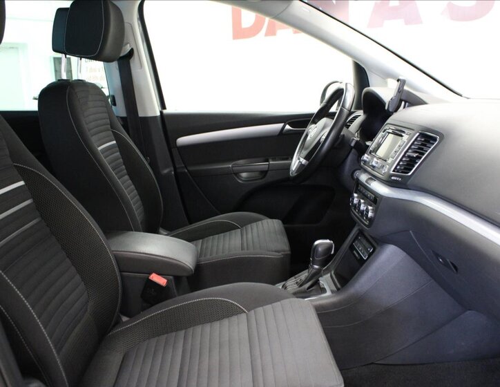 Volkswagen Sharan 12