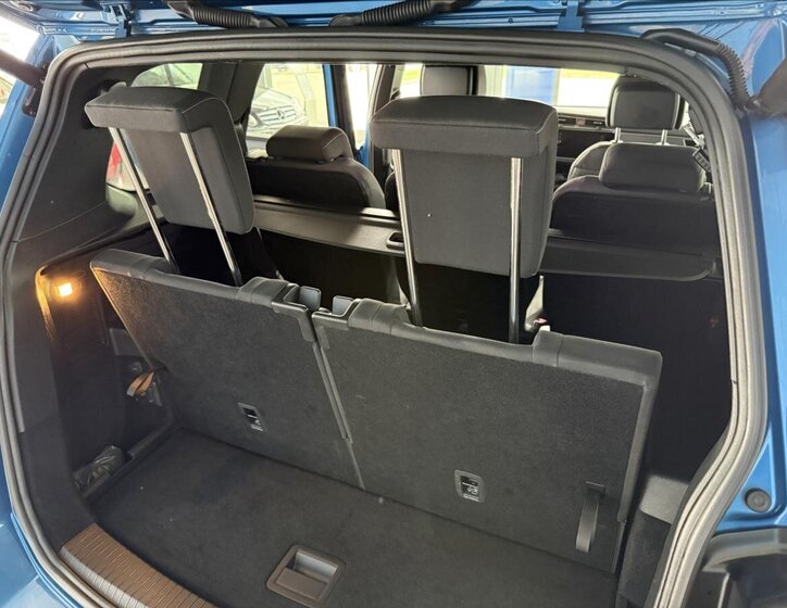 Volkswagen Touran Kombi 1,5 l 110 kw