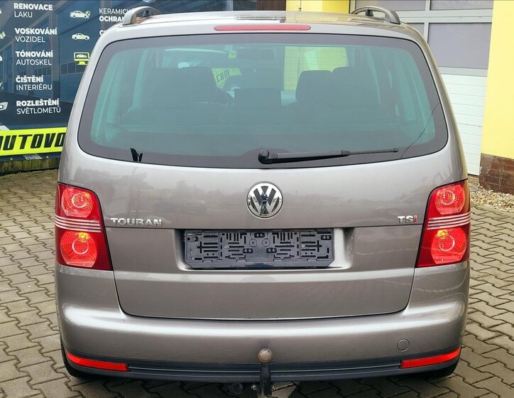 Volkswagen Touran Kombi 1,4 l 103 kw